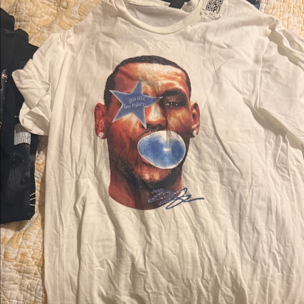 White Graphic Men's T-Shirt